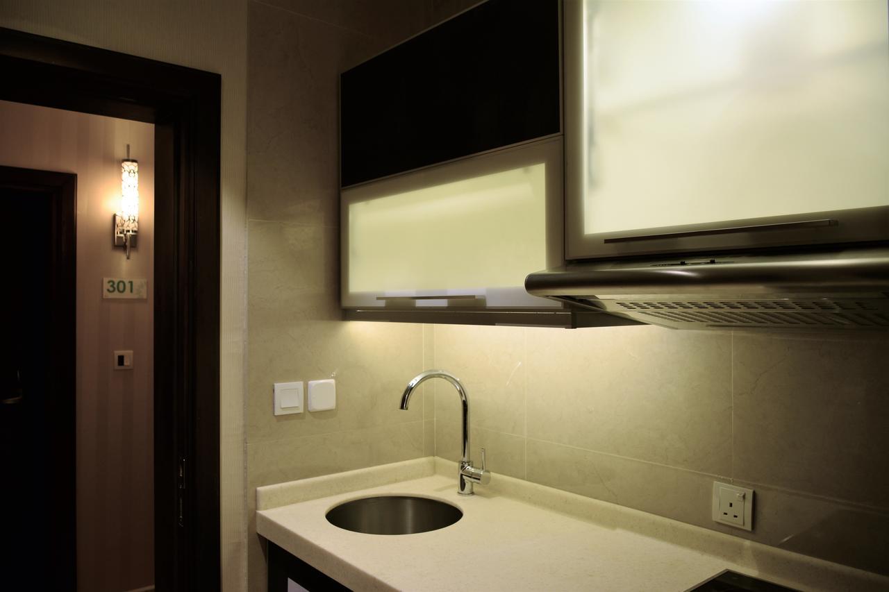 Home Inn Hotel Suites Ал Хубар Екстериор снимка