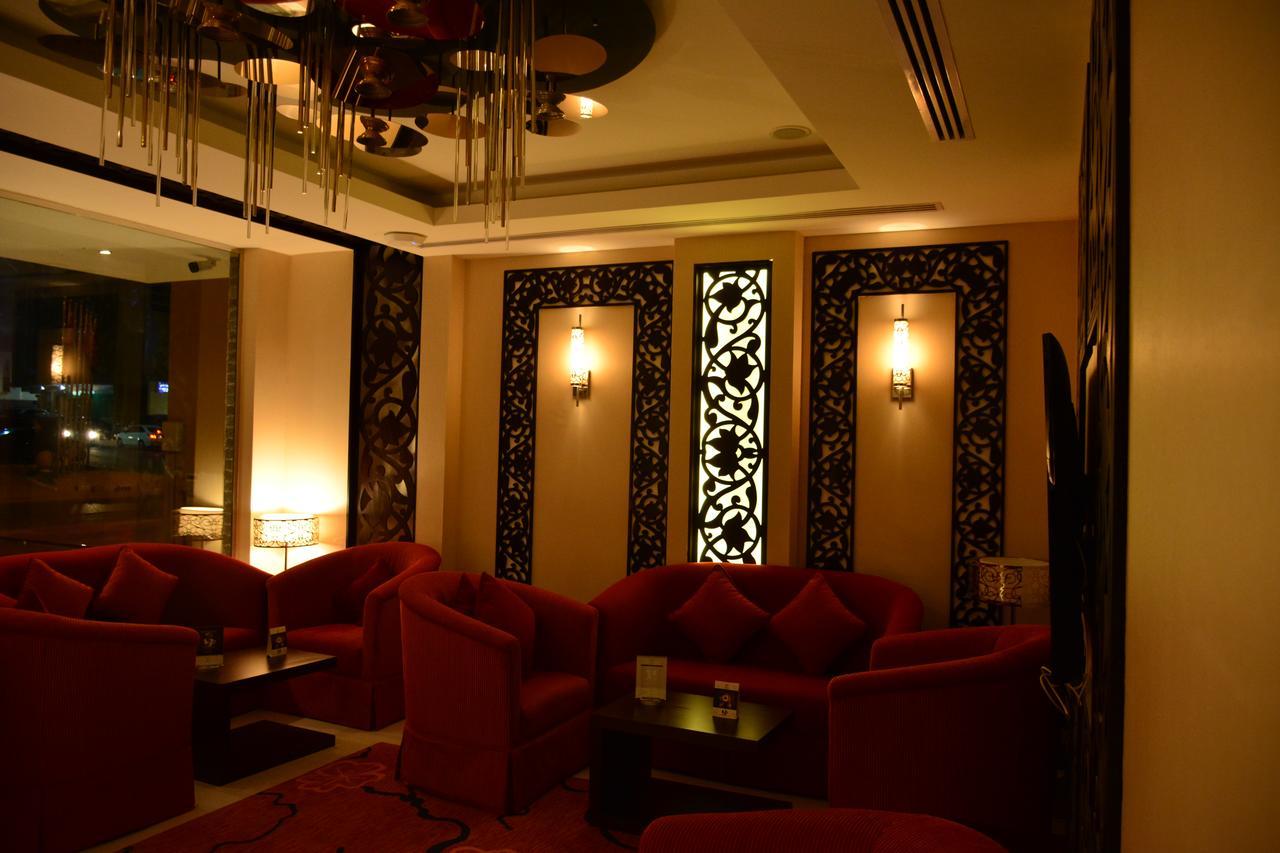 Home Inn Hotel Suites Ал Хубар Екстериор снимка